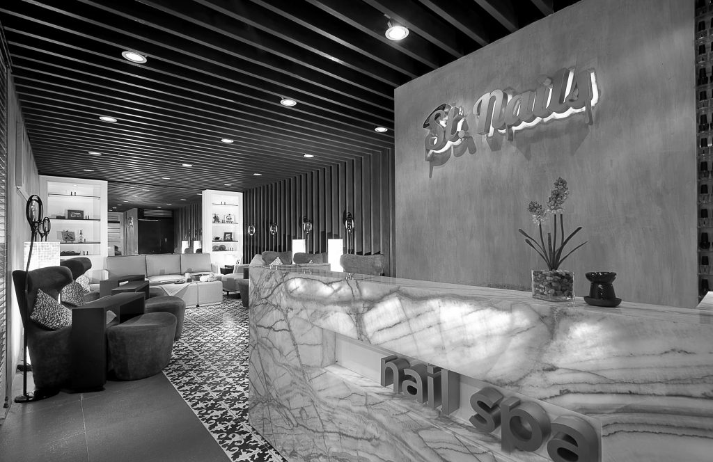 Saint Nails 1 BW