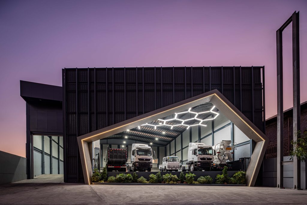 showroom design by sim atalier