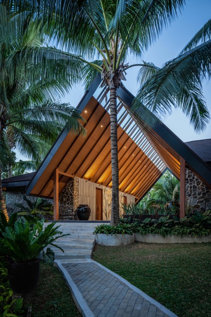 resort design by sim ateliers